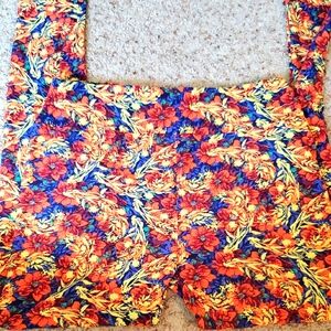 #L030 (CH) NWOT  LuLaRoe Colorful Floral Leggings